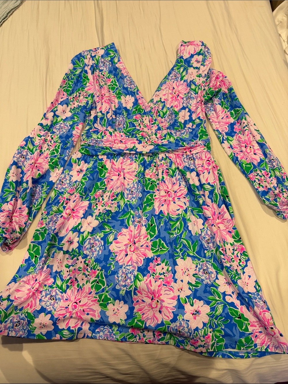 Medium romper Lilly Dress Floral V-Neck Long Sleeve Dress in Blue and Pink